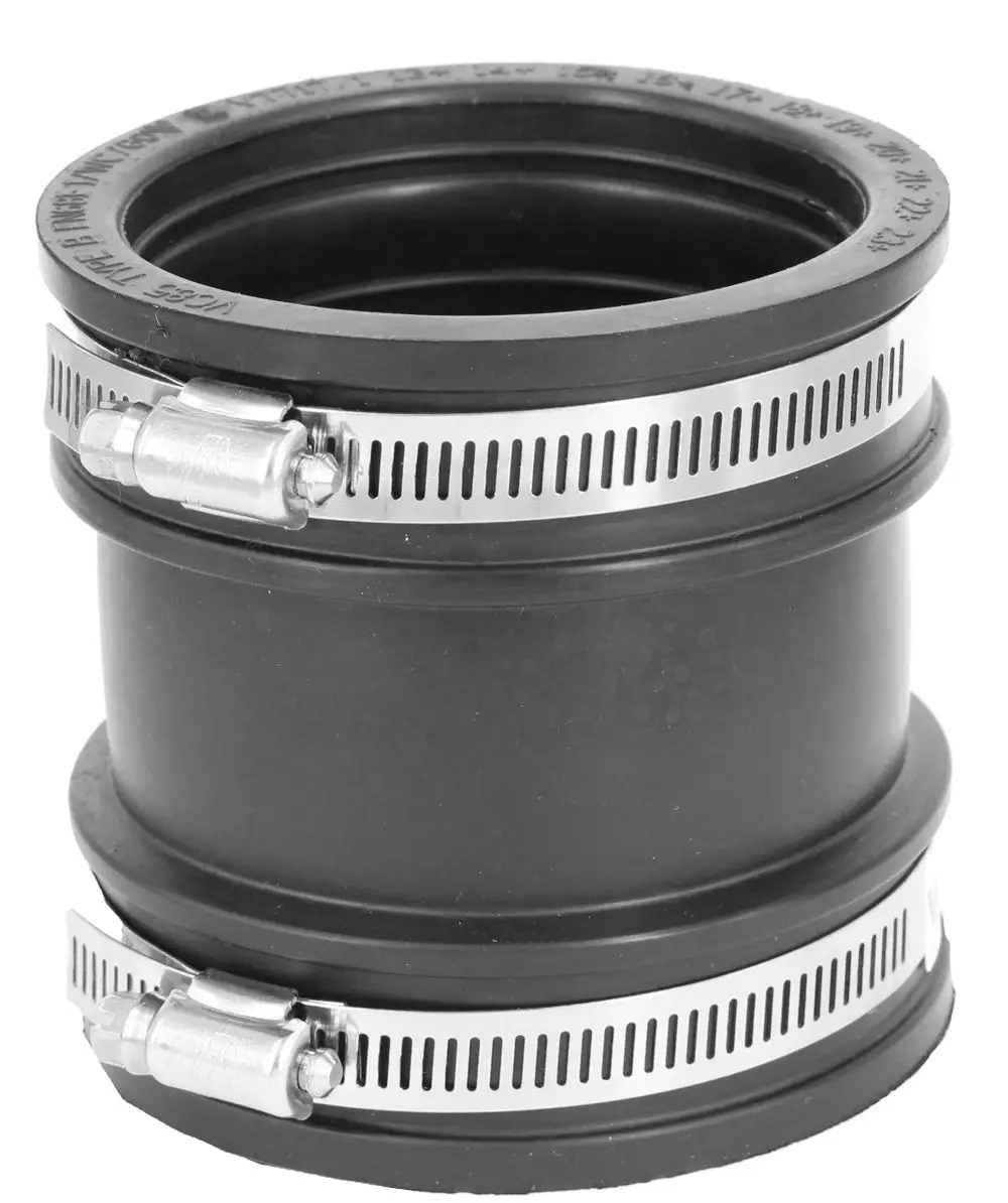 Flexibles Übergangsstück aus EPDM-Gummi mit Metallklemmen, geeignet für Rohrverbindungen. Produkt von Wavin, universell einsetzbar in Installationen.